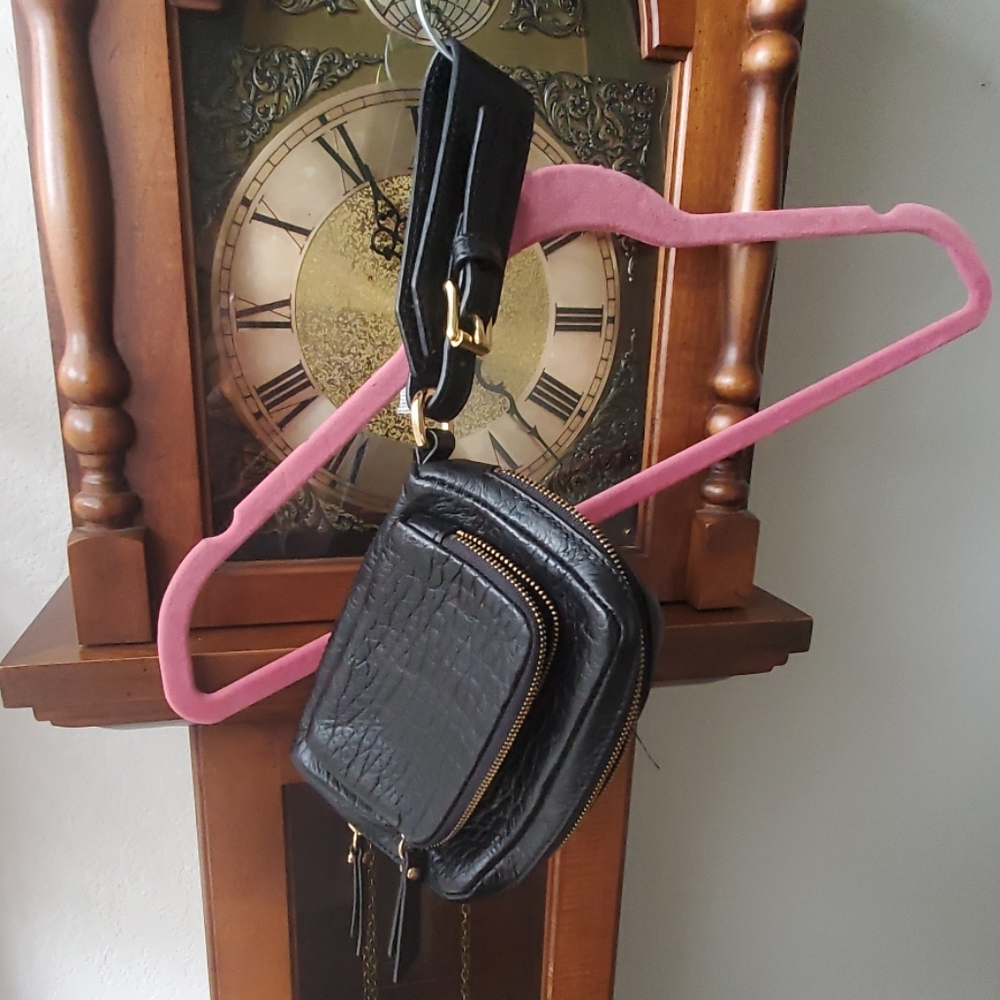 Banana republic Wristlet wallet